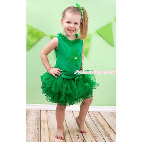 St Patrick's Day Kelly Green Baby Pettitop with Kelly Green Chiffon Lacing with Clover Print with Kelly Green Bow Kelly Green Petal Newborn Pettiskirt BG146 